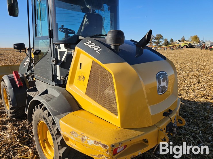 deere-324l-image-14