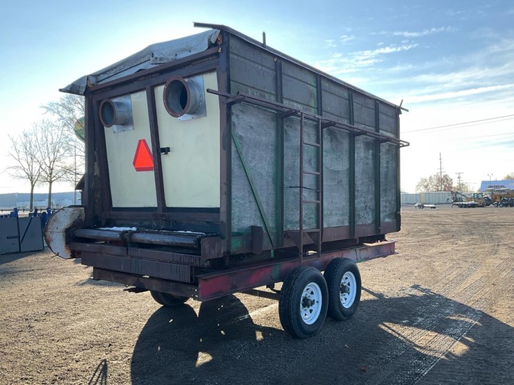 #2300-•-sawdust-trailer-image-4