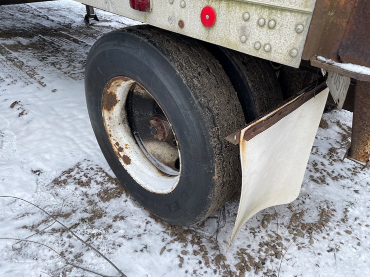 fruehauf-van-image-11