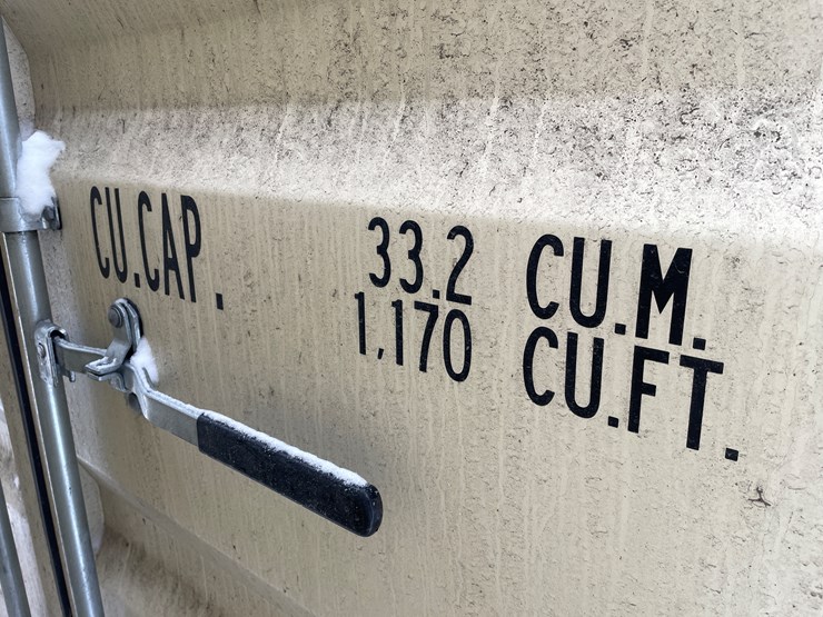 #107-•-20'-shipping-container-image-7