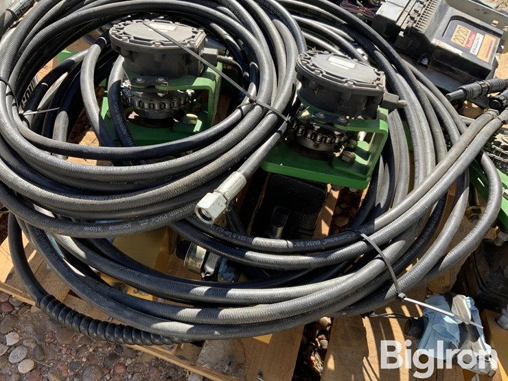 john-deere-16-image-13