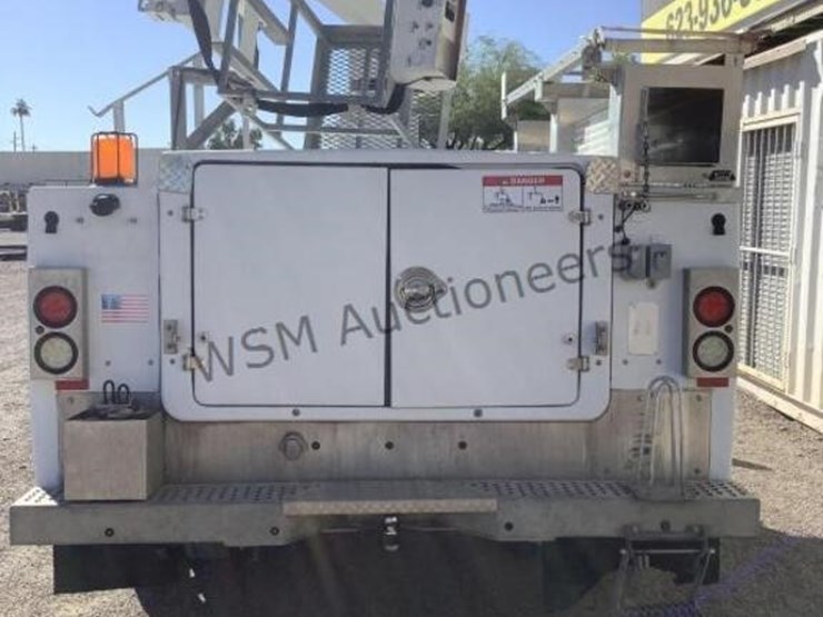 2014-ram-4500-bucket-truck-image-6