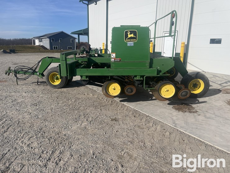 john-deere-750-image-8