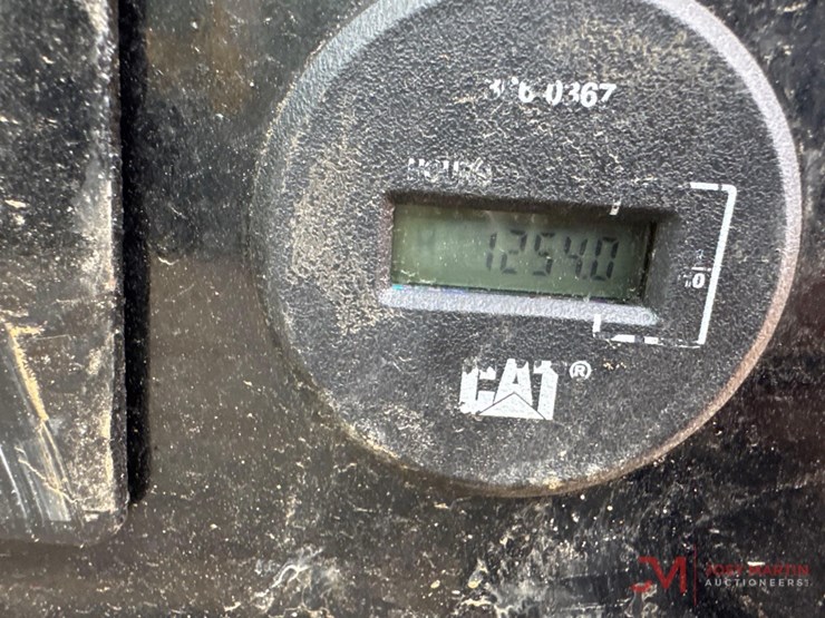 caterpillar-305.5e-image-26