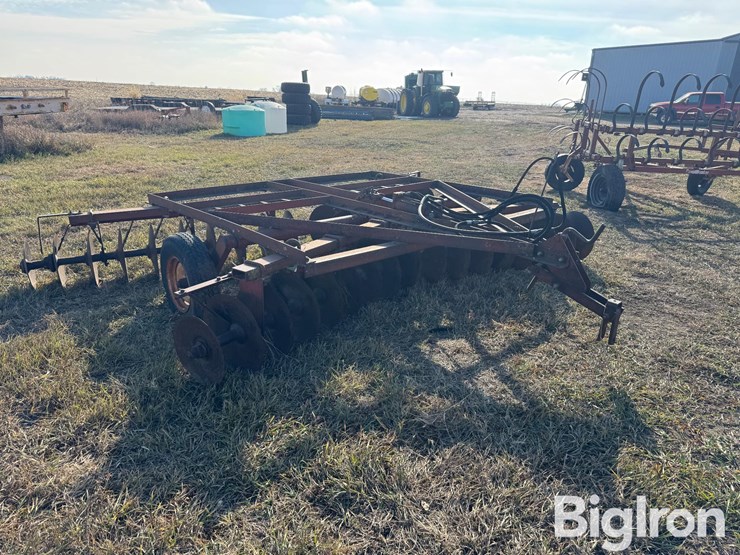 international-12-image-3