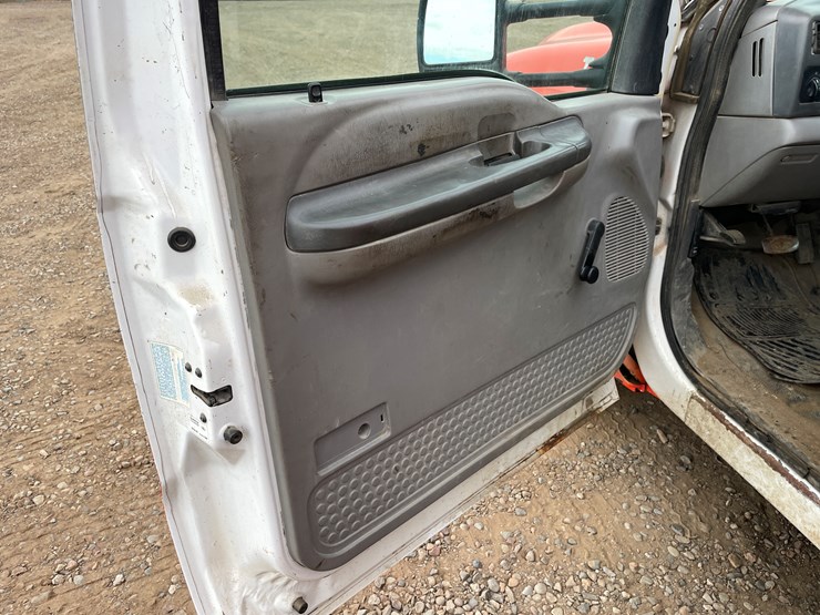 #1143-•-1999-ford-service-truck-(has-mn-title)-image-33