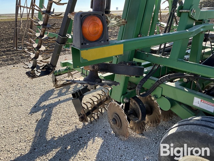 great-plains-3000tt-image-19