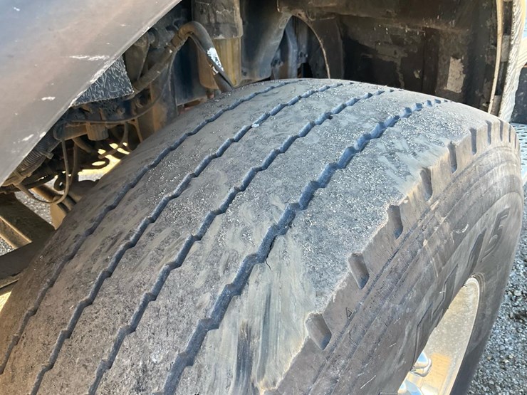 kenworth-t800-image-17