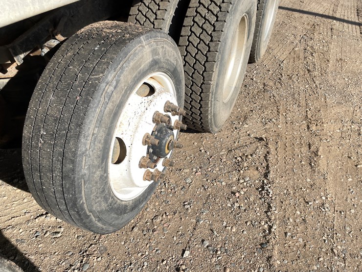 international-2000-image-11