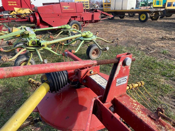 new-holland-254-image-8