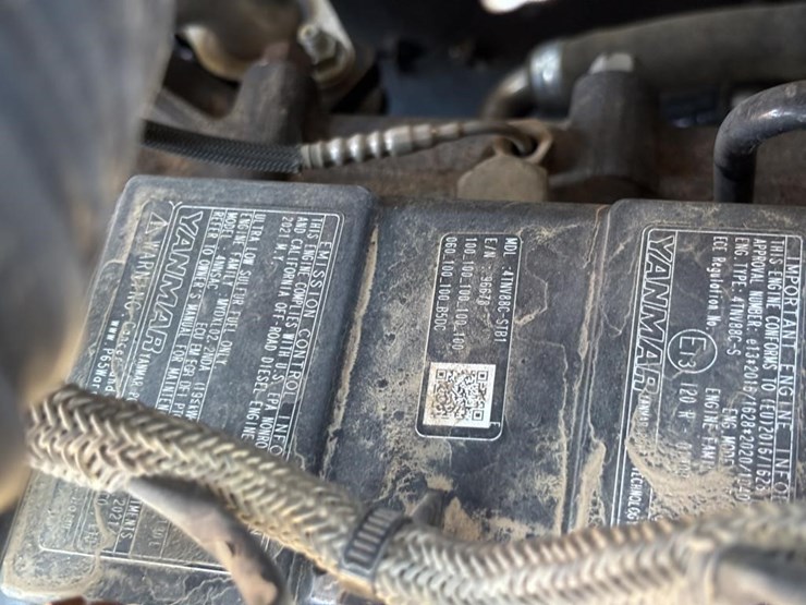 takeuchi-tb240-image-63