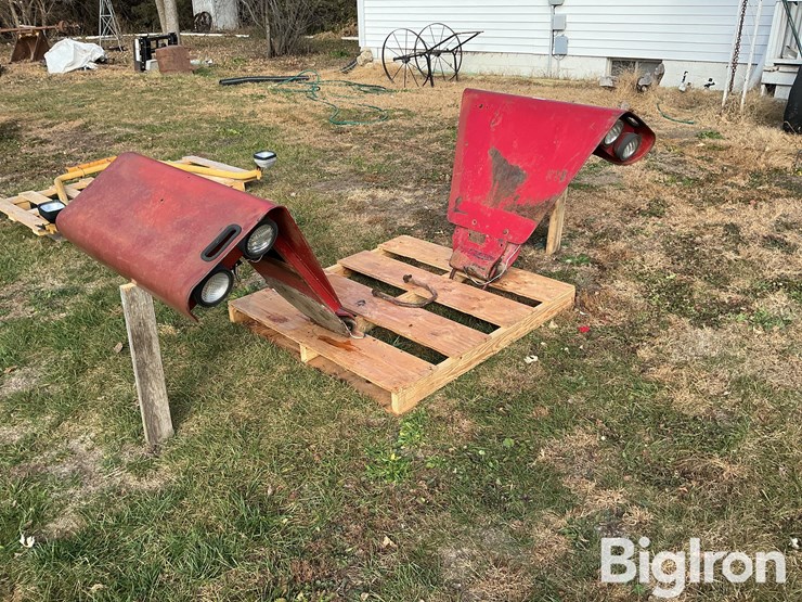 international-806-image-5