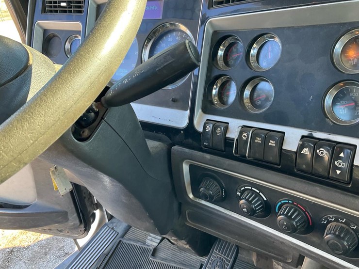 kenworth-t800-image-110