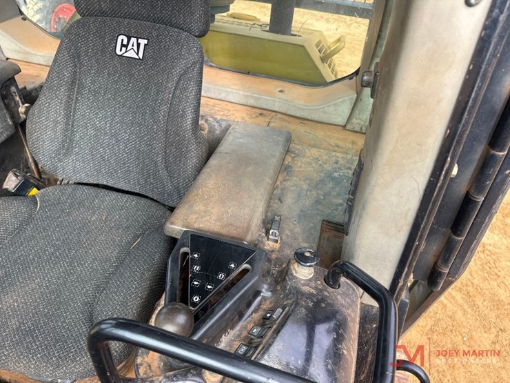 caterpillar-953c-image-22