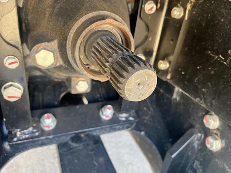 #155-•-2023-steiger-500rt-cvt-image-12