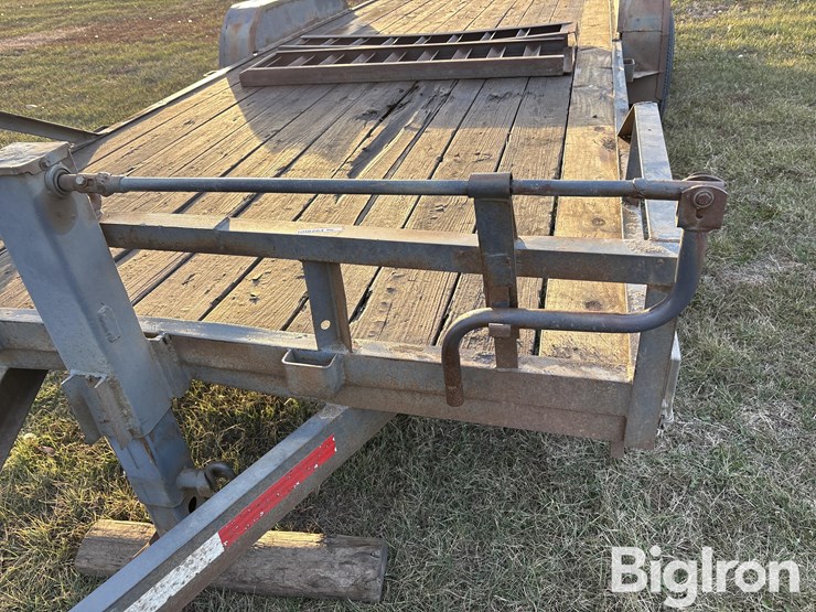 1990-doolittle-t/a-20'-trailer-image-12