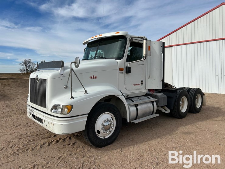 2003-international-9400-image-1