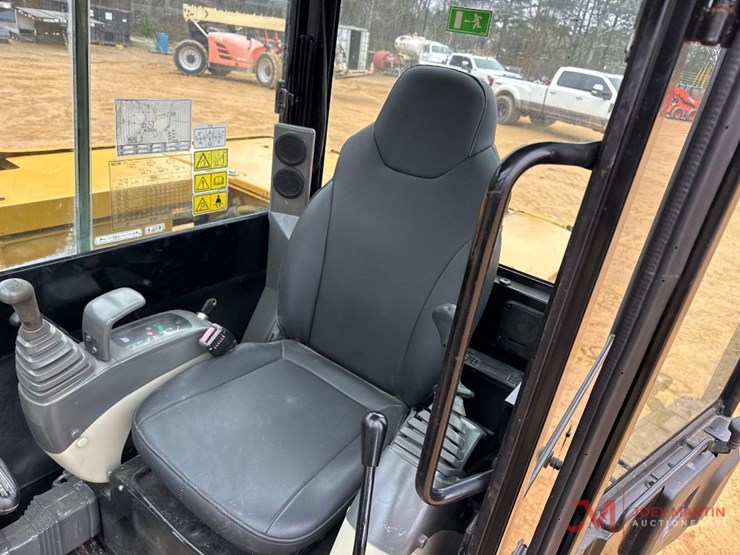 caterpillar-305.5e-image-20