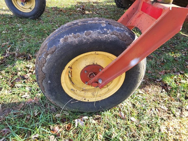 new-holland-1499-image-35