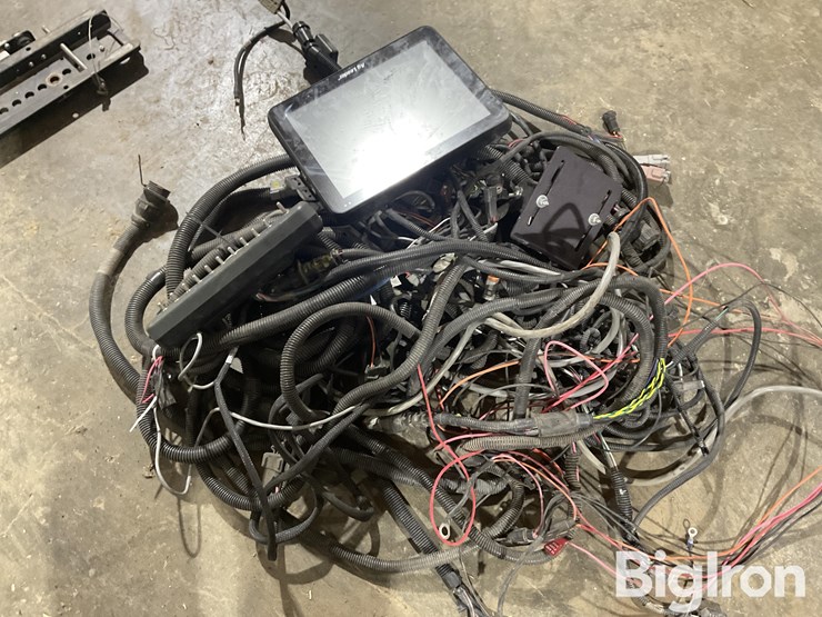 john-deere-8400t-image-12