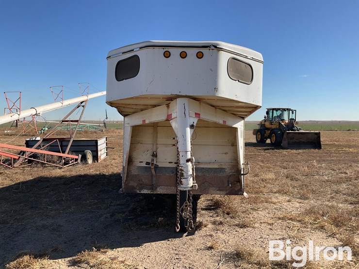 1999-titan-trailer-image-11