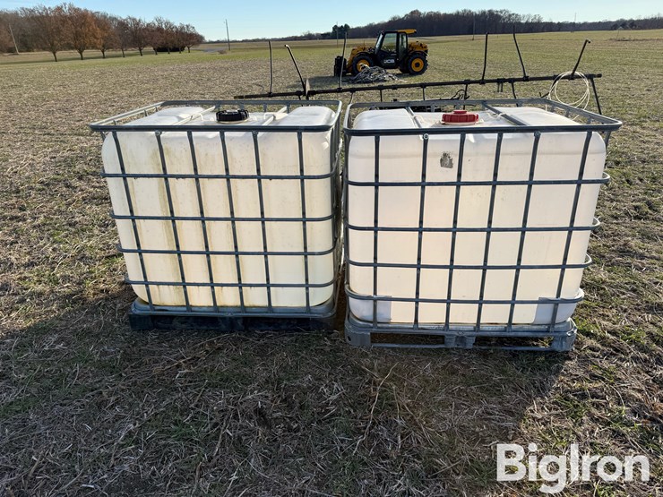 poly-265-gal-containers-image-10