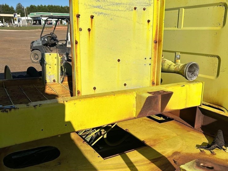 1981-caterpillar-3208-image-31