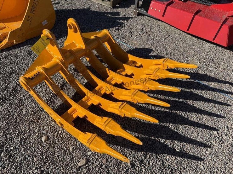 caterpillar-305-image-2