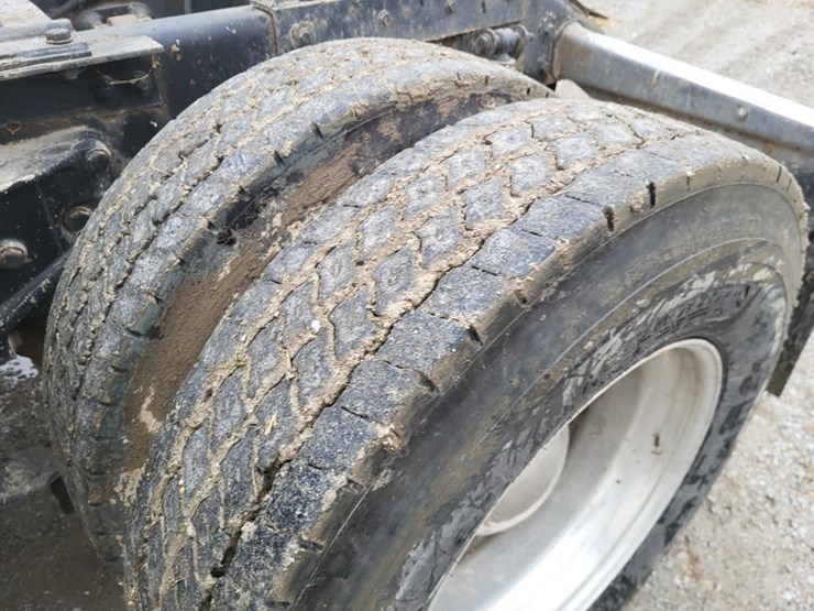 kenworth-t600-image-25