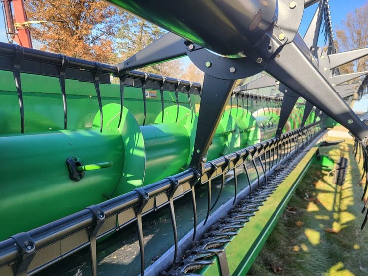 john-deere-630f-image-19