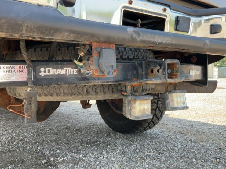 2005-chevrolet-silverado-2500hd-image-32