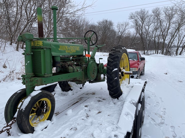 john-deere-b-image-1