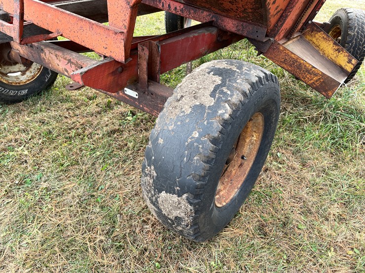 #205-•-j&m-gravity-box-on-running-gear-(boyceville,-wi)-image-33