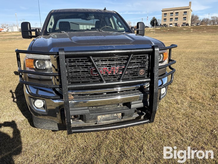 2015-gmc-sierra-2500-image-11