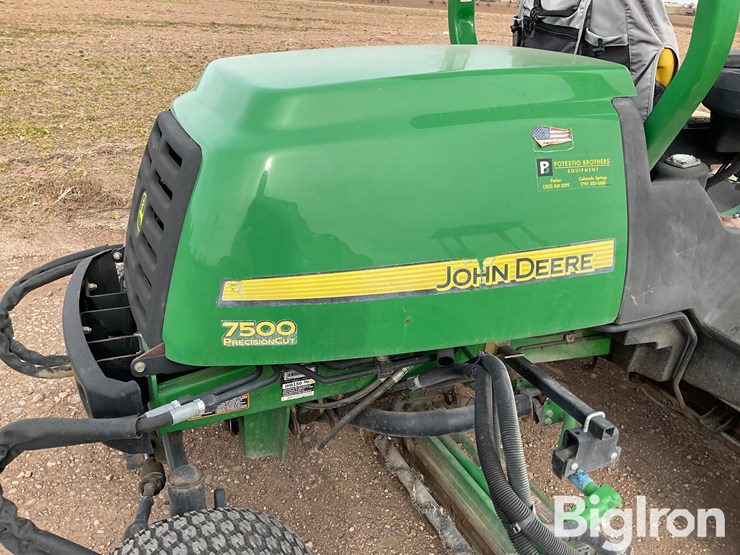 john-deere-7500-image-10