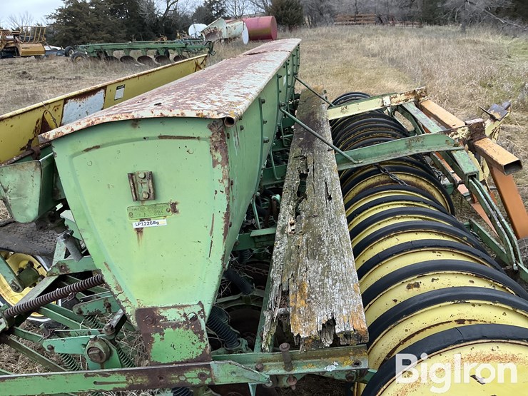 john-deere-lla-image-17