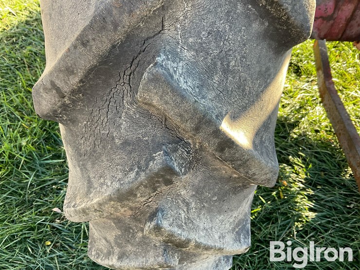 international-300-image-18