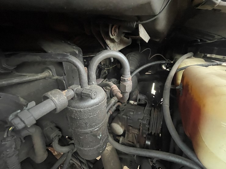 #1113-•-1998-ford-louisville-plow-truck-(has-mn-title)-image-45