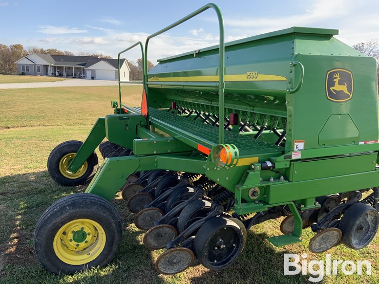 2006-john-deere-1590-image-17