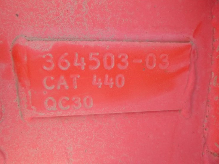 caterpillar-440-image-6