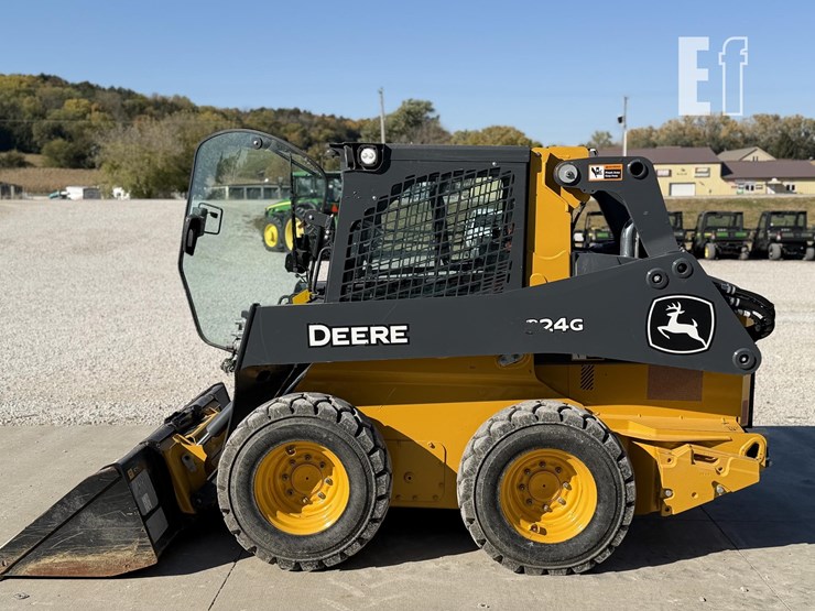 deere-324g-image-31
