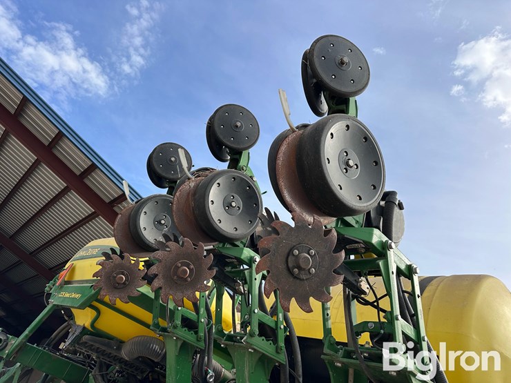 john-deere-1790-ccs-image-13