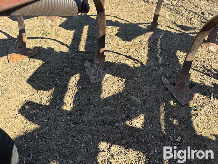 international-4500-image-12