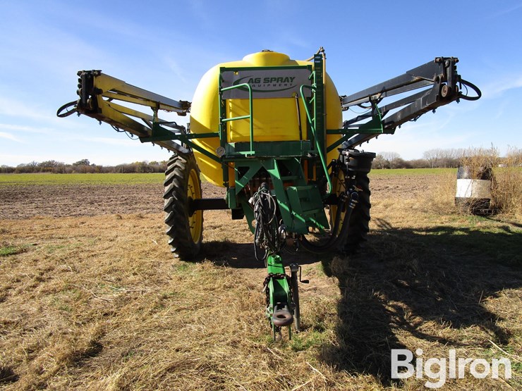 ag-spray-equipment-8000-image-2