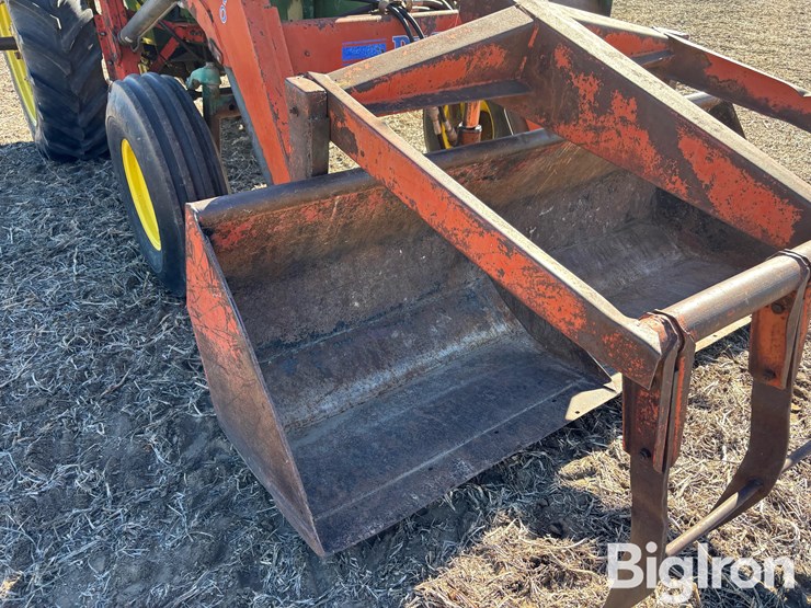 john-deere-3020-image-14