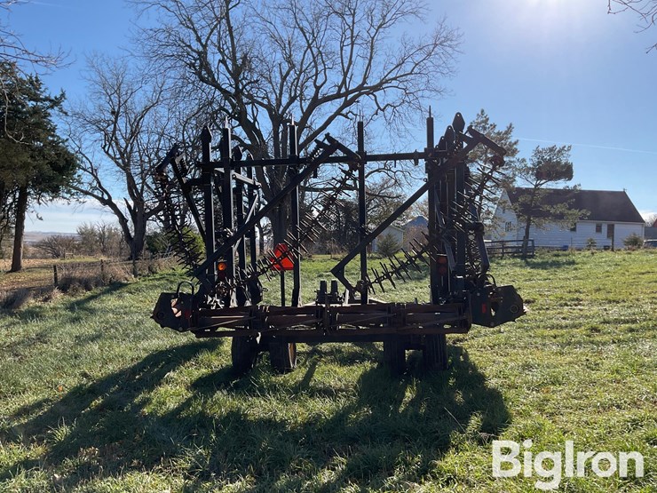 precision-planting-inc-3200-rolling-harrow-image-6