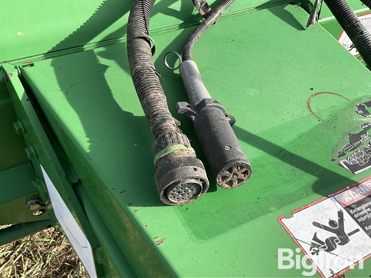 john-deere-566-image-12