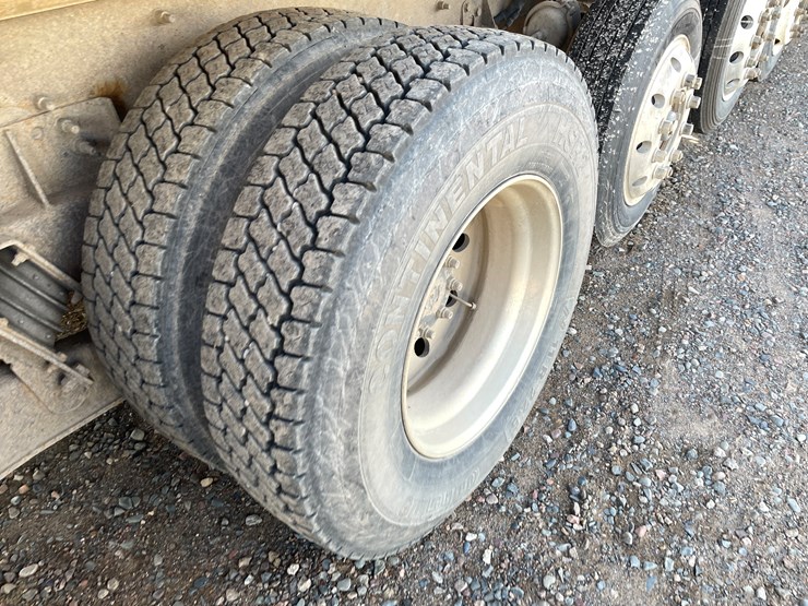 #1105-•-2005-international-5500i-6x4-dump-truck-(has-mn-title)-image-18