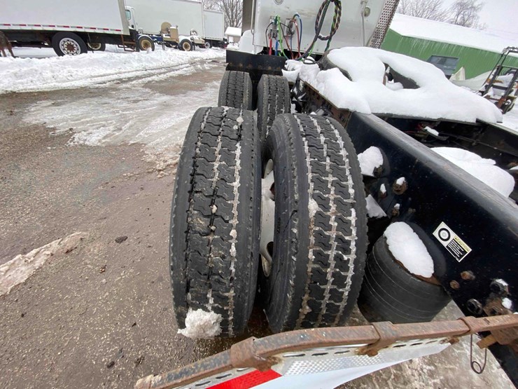 2016-kenworth-t400-image-41