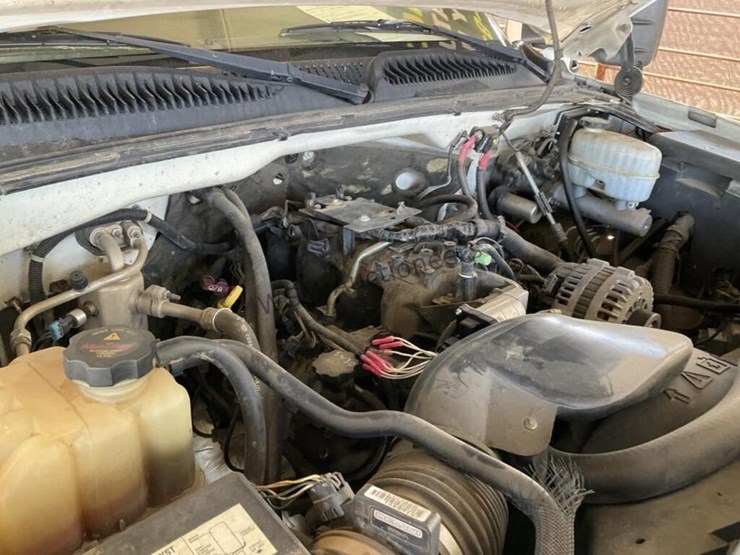 2006-chevrolet-silverado-3500-image-13